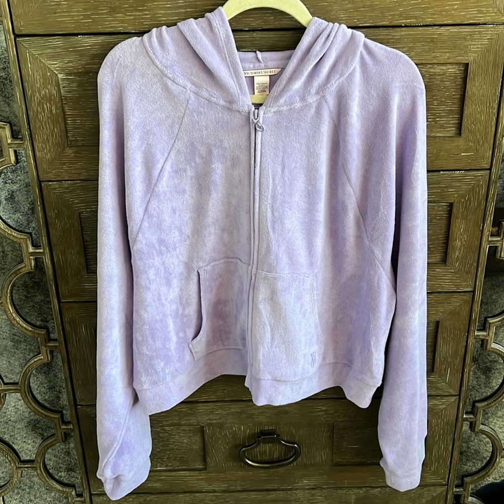 Victoria’s Secret terry hoodie and short set size XL
